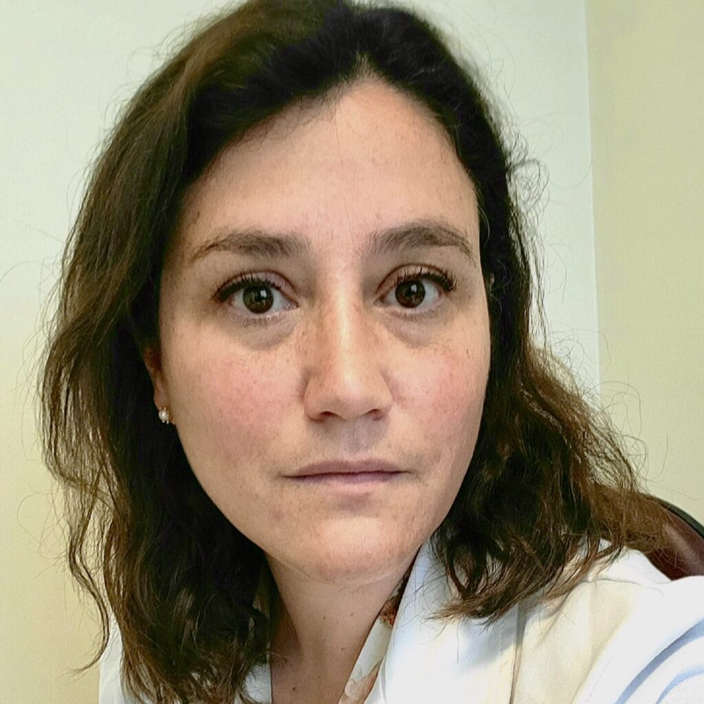 Doctora Alejandra Cabellos